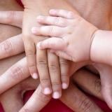 Окончателно: Родителите на деца до 12 години имат право на по-гъвкаво работно време през лятото