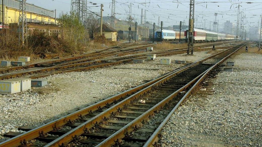 НКЖИ избра изпълнителите за довършване на жп линията до Скопие