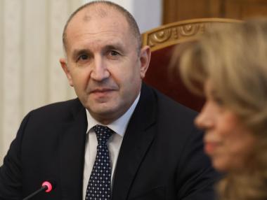 Без президентско вето: Удълженият закон за бюджета вече е обнародван