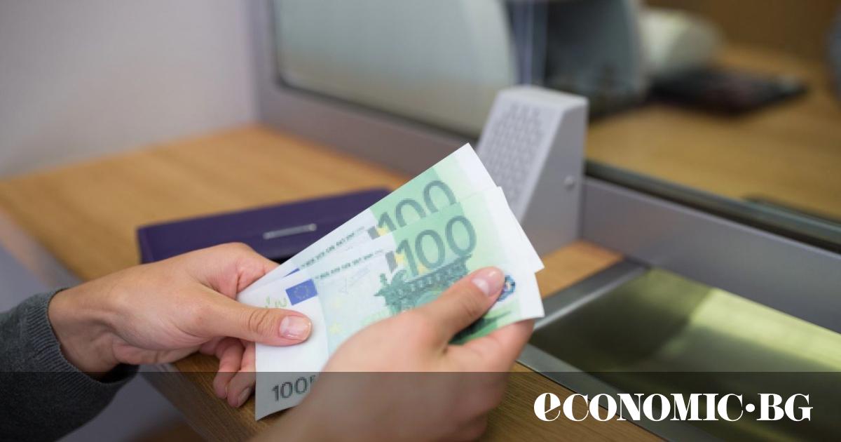 Недопустимо“: Някои банки искали такси от клиенти за превалутиранеДоста гладко