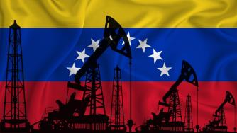 Венецуела ще „предаде“ на САЩ до 50 млн. барела петрол