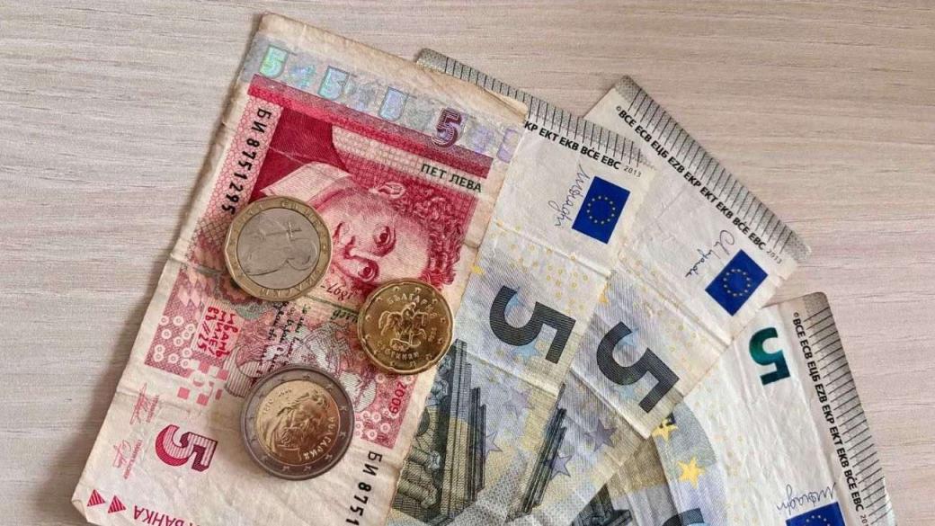 България и еврото: Какъв беше срокът на двойно обращение при другите държави? (Таблица)
