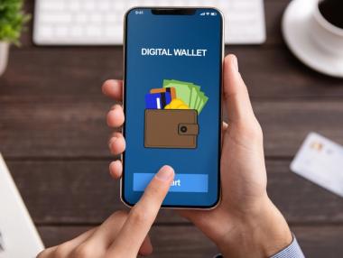 Часовникът тиктака: България трябва да има дигитален портфейл до края на годината