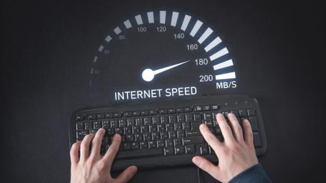 nPerf: Vivacom е безспорният лидер при фиксирания интернет в България