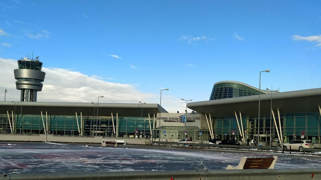 ПП-ДБ иска да принуди правителството да си събере таксите от Летище София