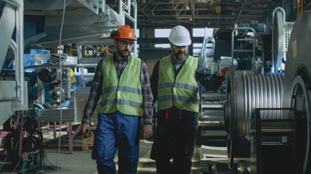 Новините от седмицата: Българската промишленост потъва бързо; Магистрала „Хемус“ напредва