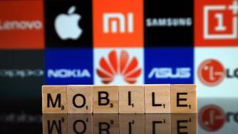 Apple е лидер на глобалния пазар на смартфони през 2025 г.