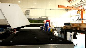 Вечерни новини: МФ тегли първите €150 млн. дълг за годината; БЕХ ще участва в търсенето на газ в Черно море