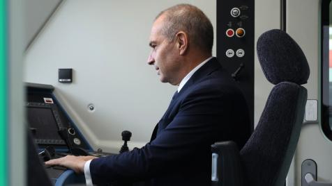 Караджов прекрати поръчката за 10-те влака на биодизел