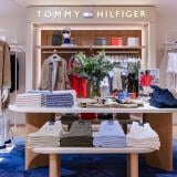 Бяло, червено, тъмносиньо... Tommy Hilfiger