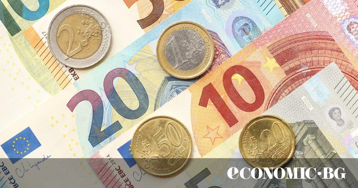 Евро“ (42.5%), безобразие“ (32.8%) и протест“ (25%) са знаковите думи