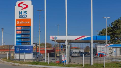 Развръзка под натиск: Унгарската компания придобива петролния монополист на Сърбия