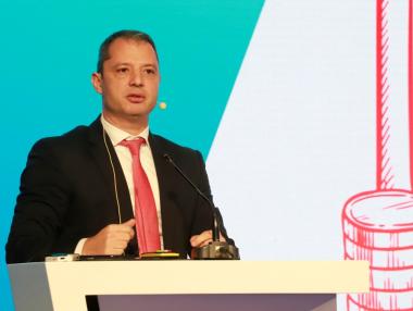 ДЦК за всеки: Законопроект предлага инвестиции без такси и през „Български пощи“