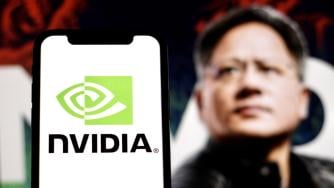 Дженсън Хуанг: Трилиони трябва да се инвестират в AI инфраструктура