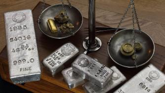 Среброто надхвърли 100 долара. Какво следва?