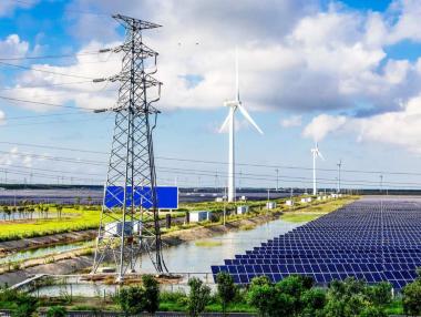 Необратима трансформация: Слънчевата енергия в ЕС вече „затъмнява“ въглищата