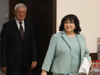 Кабинетът в оставка изтегли нов заем за 150 млн. евро