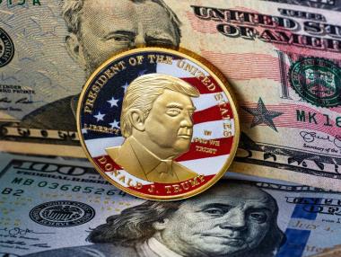 Тръмп задълбочава проблемите за долара