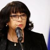 Петкова „закърпи“ дефицита с драстично орязване на капиталовата програма