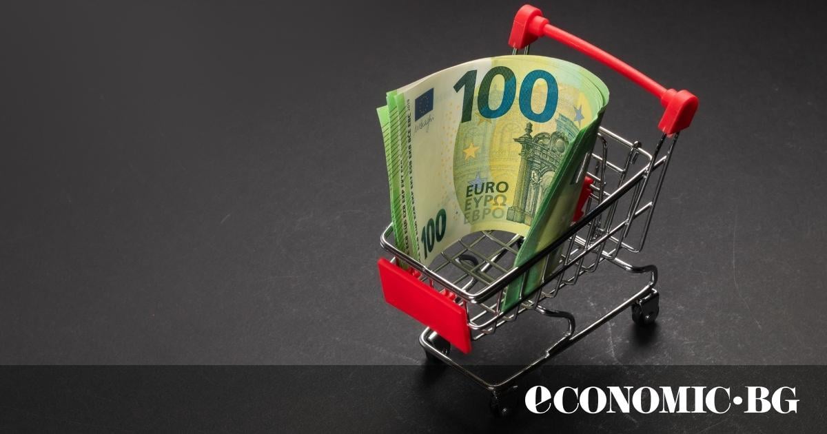 Около 30 млн. евро – банкноти и монети – са