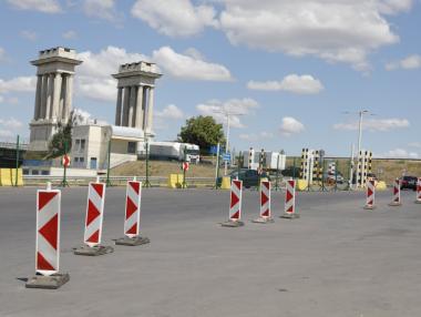 Община Русе иска да купи с държавни пари опразнения частен ТИР паркинг до границата