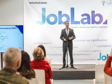 Vivacom представи програмата си за развитие на меки и дигитални умения за ученици