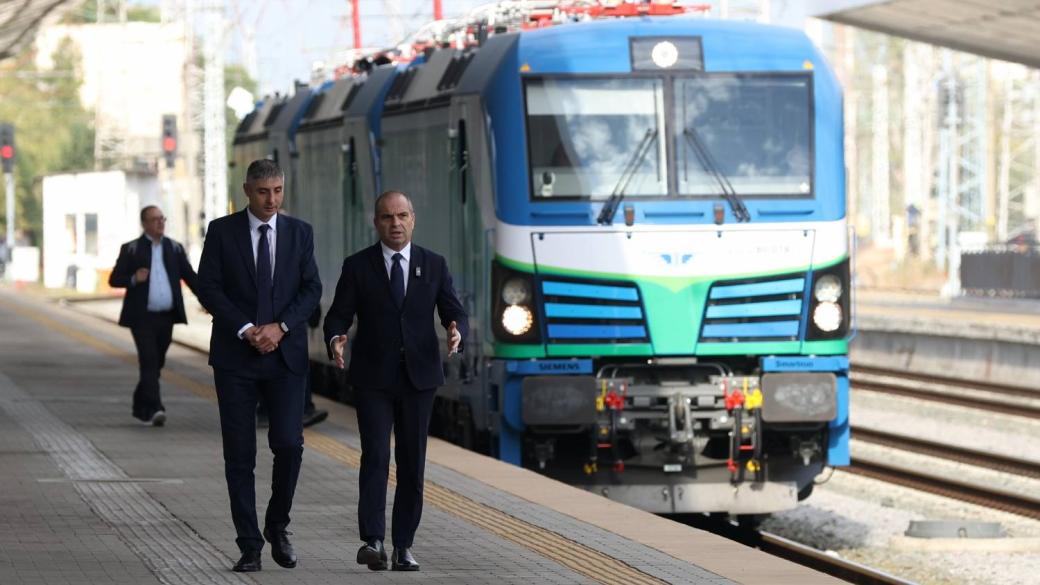 Вечерни новини: Караджов подписва с „Ивкони“ и БДЖ; Община Русе си купува ТИР паркинг