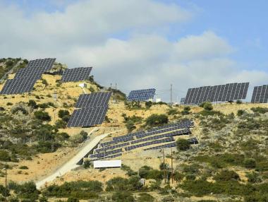 Саудитска Арабия строи 2000 MW соларни централи в Турция