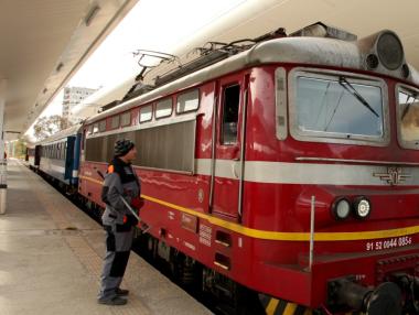 Major railway relocation: Over 800 BDZ employees are moving to Ivkoni