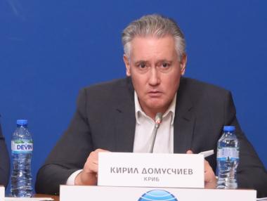 Кирил Домусчиев: Държавата наказва собствената си икономика с убийствени цени на тока