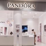 Pandora се отказва от среброто, заменя го с платина