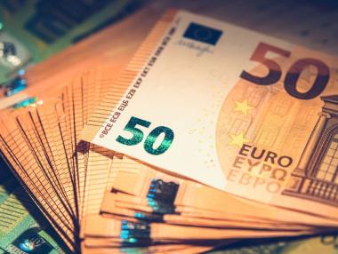 От лев към евро: Какво се случи в първия месец?