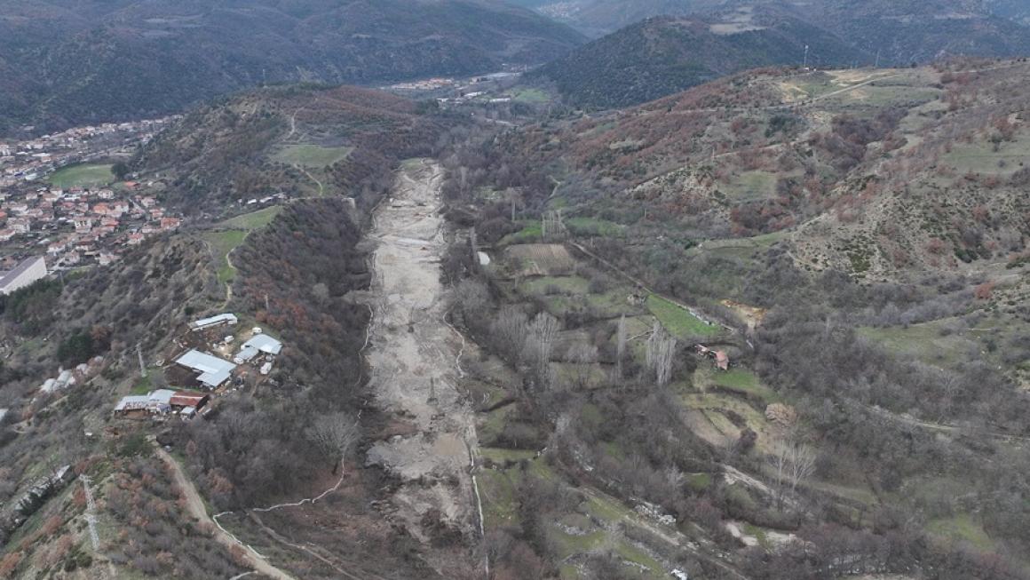 Галерия :: Снимка 2 :: Докъде стигна строежът на обходния път на Кресна? (Галерия)}