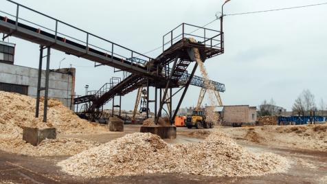 ТЕЦ „Марица изток 2“ започва експериментално изгаряне на биомаса