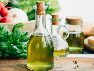 Защо цените на зехтина в ЕС се сринаха?