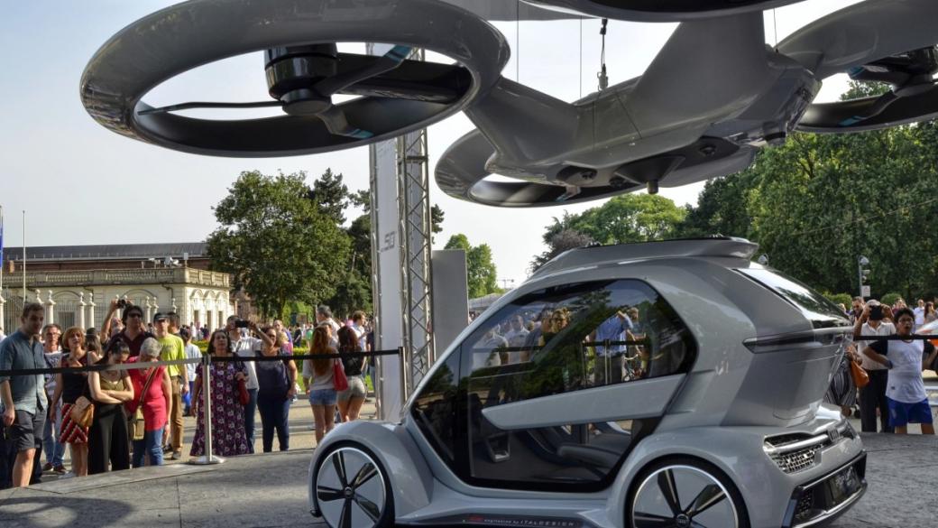 Край на научната фантастика: Китайска компания пуска летящи коли за под 300 хил. долара