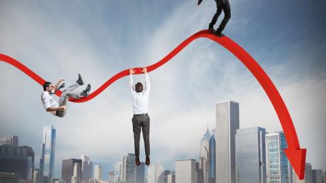 Вечерни новини: Българската икономика се забавя; ЕЦБ одобри продажбата на tbi bank