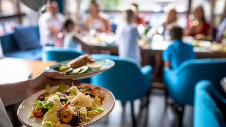 Кои стоки и услуги поскъпнаха най-много през януари? (Графики)