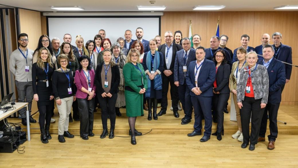 12 български града стават част от модерната европейска мрежа „Европа Директно“