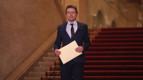 Вицепремиерът за провеждане на честни избори подаде оставка