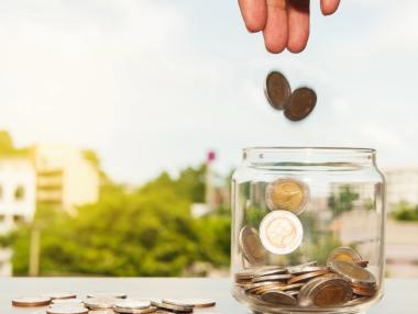 Тихото изтичане на спестявания: В риск ли са парите ви?