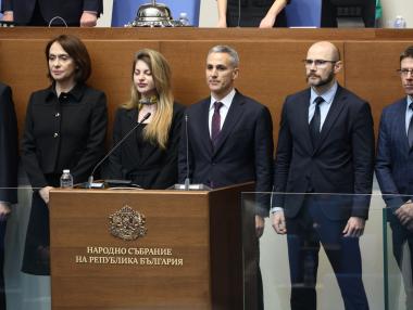 Вечерни новини: Вицепремиер за един ден; Втора българска компания на Франкфуртската борса