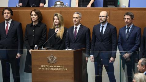 Вечерни новини: Вицепремиер за един ден; Втора българска компания на Франкфуртската борса