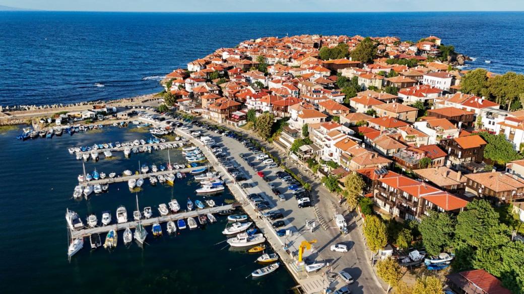 Руските туристи в България се стопиха с над 70% заради войната