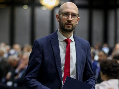 Вечерни новини: Удълженият Бюджет 2025 ще действа неограничено; Транспортът в София пред финансов колапс