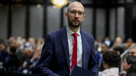 Вечерни новини: Удълженият Бюджет 2025 ще действа неограничено; Транспортът в София пред финансов колапс