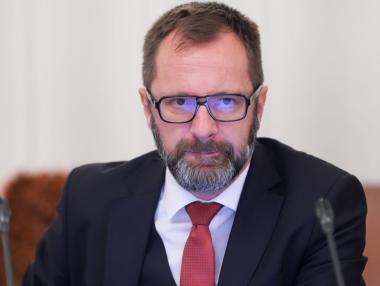 Вечерни новини: Статистическата илюзия за инфлацията; Защо отлетя шефът на АПИ?