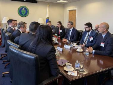 Значими енергийни проекти в България във фокус на разговори в Департамента по енергетика на САЩ