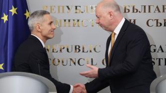 How much did Bulgaria’s external debt increase under the Zhelyazkov cabinet?