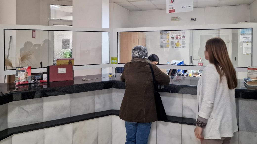 Вечерни новини: Чиновнически заплати ще се плащат от Фискалния резерв; Краткосрочните наеми в София поскъпват